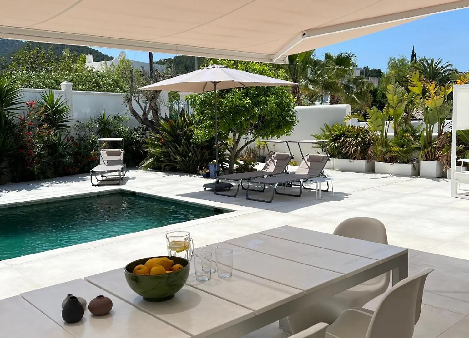 Moderne Villa Mit Pool Sant Josep de sa Talaia